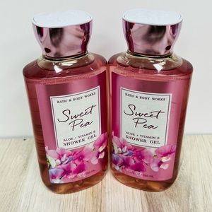 BATH & BODYWORKS-BRAND NEW 2 Pack: Sweat Pea Shower Gel